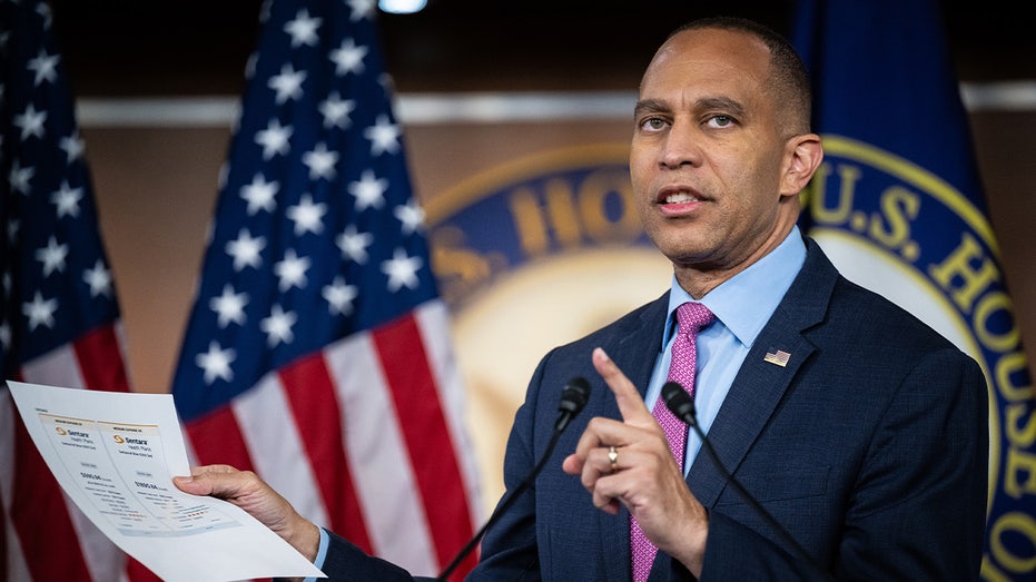 democrats-roll-out-new-campaign-ads-targeting-republicans-over-ongoing-government-shutdown