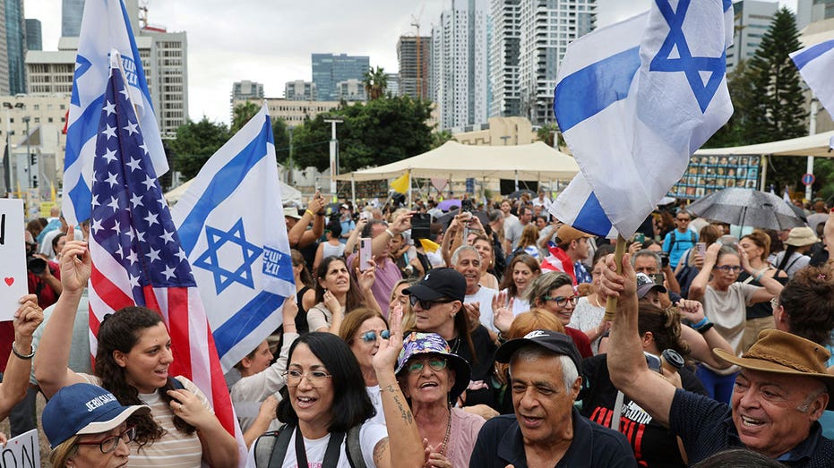 trump-peace-deal-triggers-72-hour-countdown-for-hamas-to-release-48-hostages-from-gaza