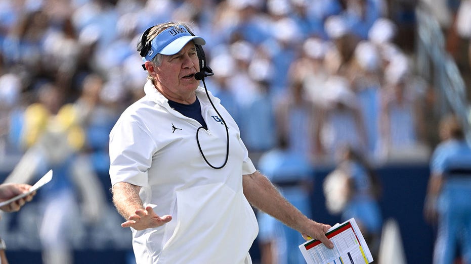 bill-belichick-advances-in-pro-football-hall-of-fame-selection-process-amid-unc-struggles