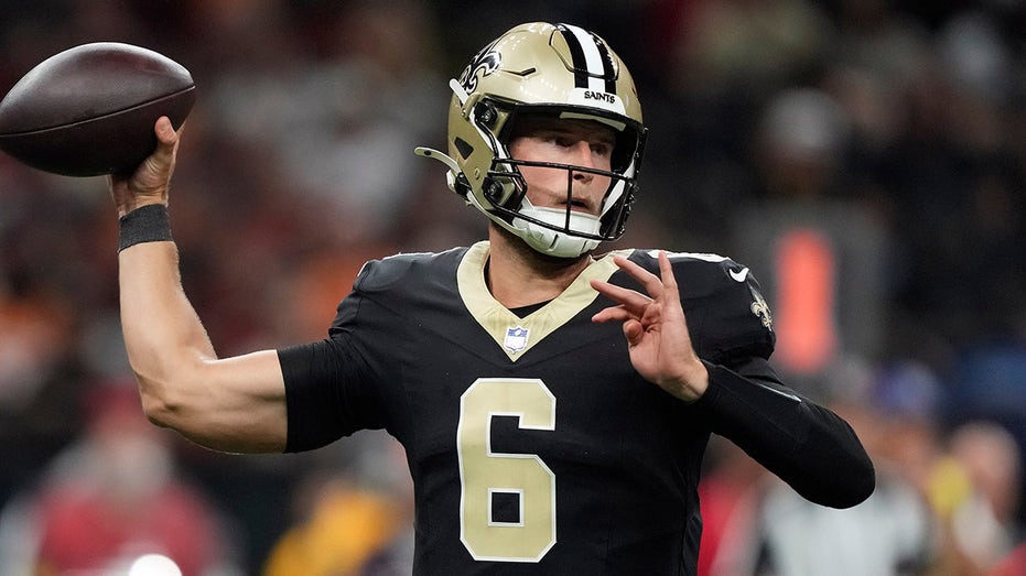saints’-rookie-quarterback-reveals-wife’s-blunt-reaction-after-he-was-named-starter