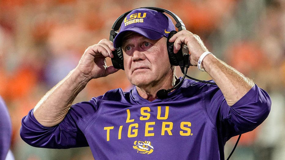 brian-kelly-faces-harsh-criticism-from-lsu-football-staffers-after-dismissal