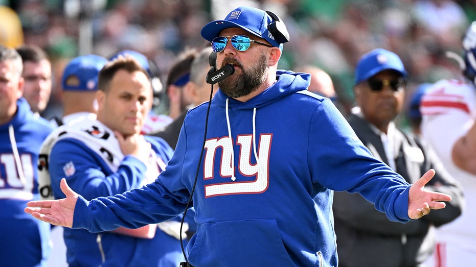 giants-made-a-‘mistake’-by-firing-head-coach-brian-daboll,-former-nfl-qb-says