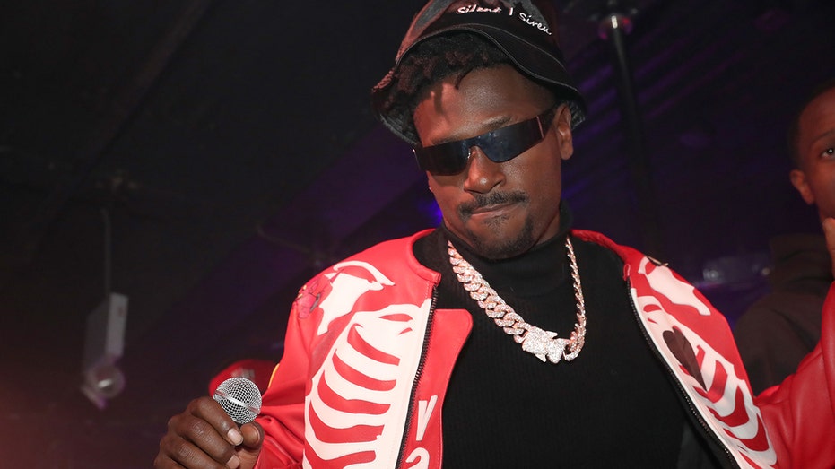 antonio-brown-pleads-not-guilty-to-miami-attempted-murder-charge