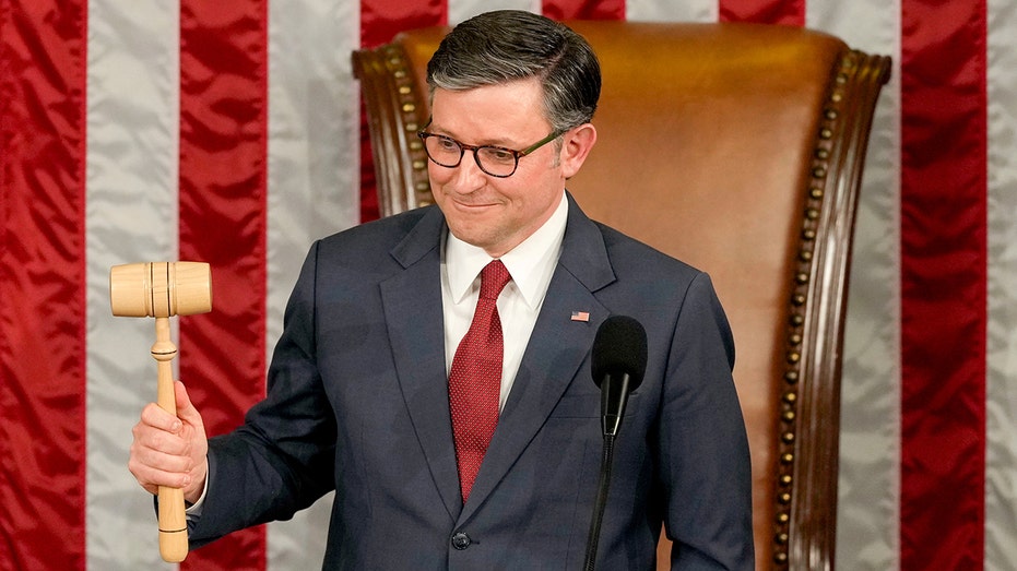 house-advances-bill-to-end-government-shutdown-with-hours-until-final-vote