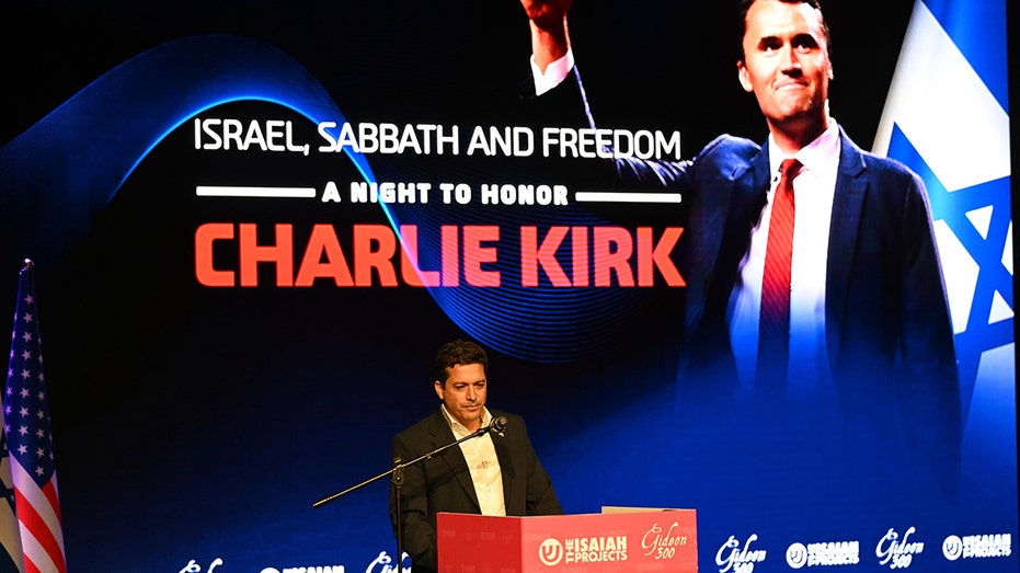 charlie-kirk-honored-in-jerusalem-as-hundreds-gather,-including-officials,-clergy-and-christians