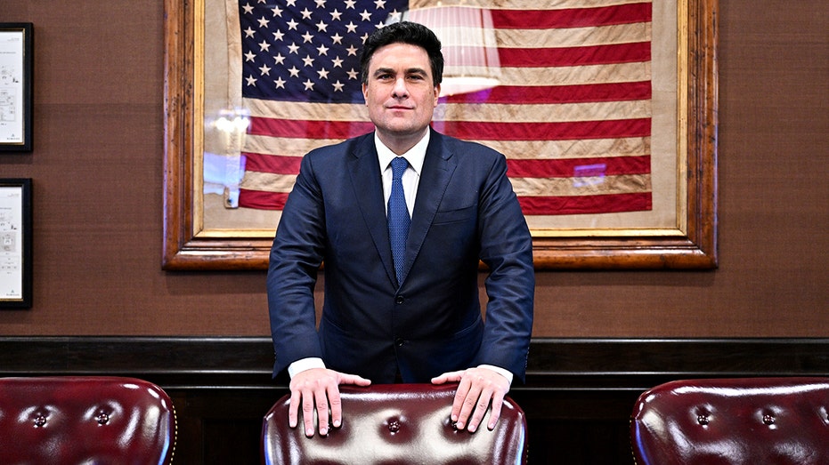 gop-senate-hopeful-reveals-how-dems-are-making-america-‘weaker’-in-viral-video-ahead-of-thanksgiving