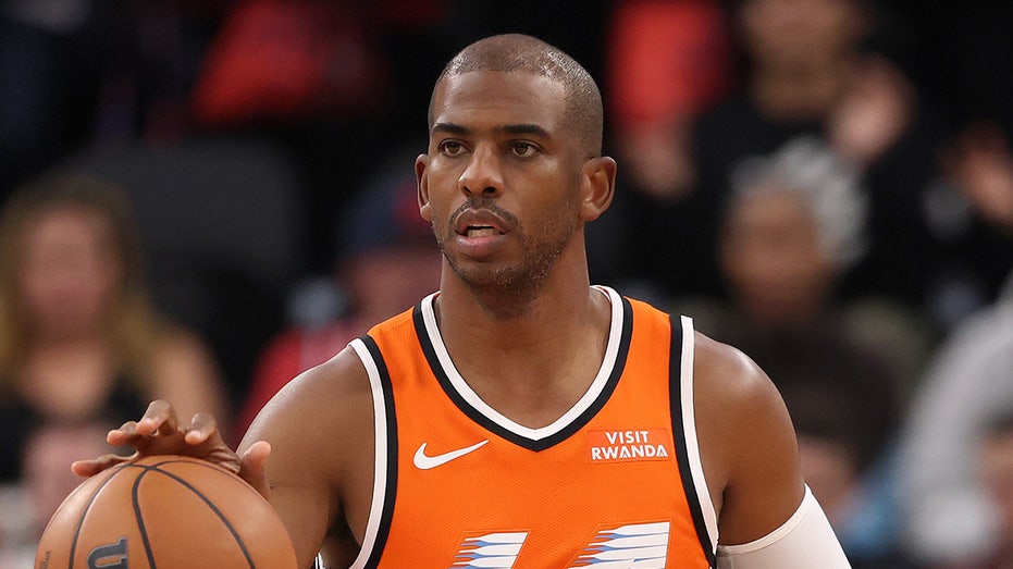 clippers-abruptly-part-ways-with-nba-star-chris-paul-in-stunning-late-night-move