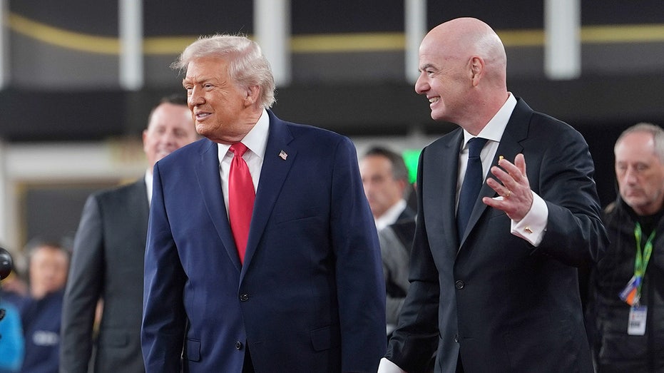 trump-touts-2026-world-cup-draw-success,-claims-massive-viewership