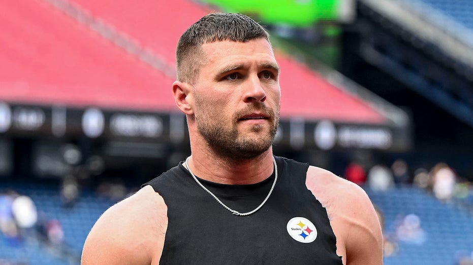 steelers-star-in-hospital-after-experiencing-lung-discomfort