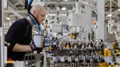 uk-economy-shrank-unexpectedly-by-0.1%-in-october