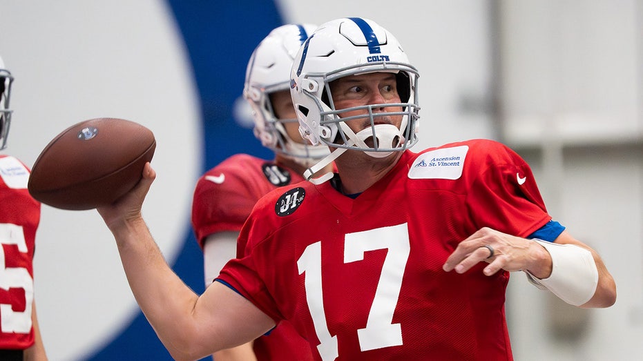 philip-rivers,-44,-officially-tabbed-colts-starter,-will-play-in-first-nfl-game-in-nearly-five-years