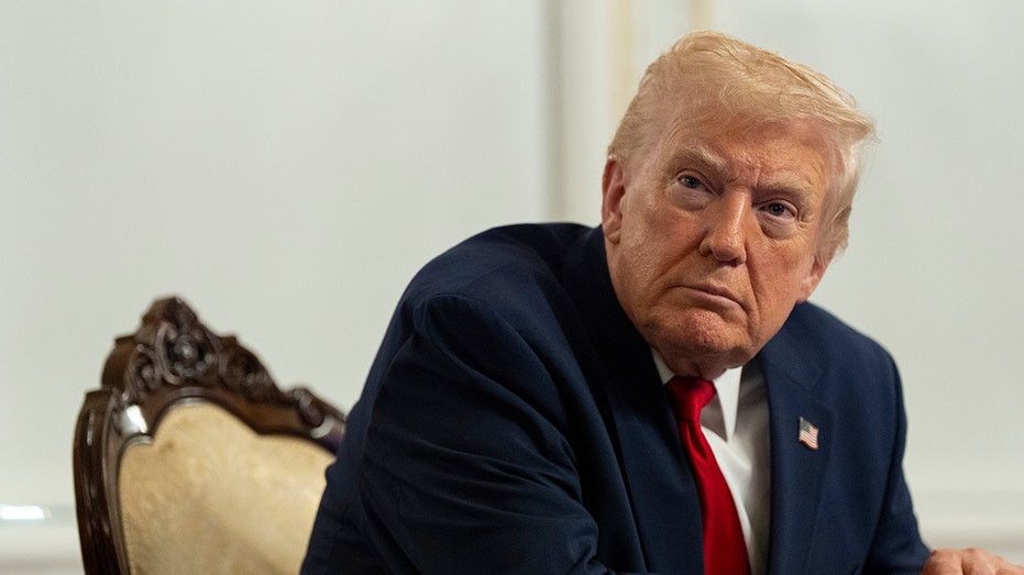 house-democrat-pushes-senate-to-reverse-trump-federal-union-order-after-gop-revolt-by-20-republicans