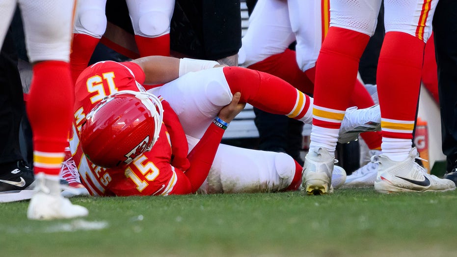 chiefs-reveal-when-patrick-mahomes-is-expected-to-return-to-the-field