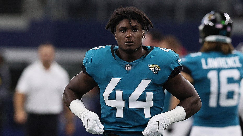 former-nfl-standout-climbed-out-of-second-story-window,-fell-before-facing-gun-charges,-police-say