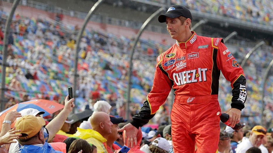 ntsb-says-pilot-in-fatal-north-carolina-plane-crash-that-killed-nascar’s-greg-biffle-not-yet-identified