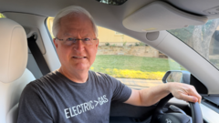 is-texting-behind-the-wheel-of-a-self-driving-tesla-crazy?