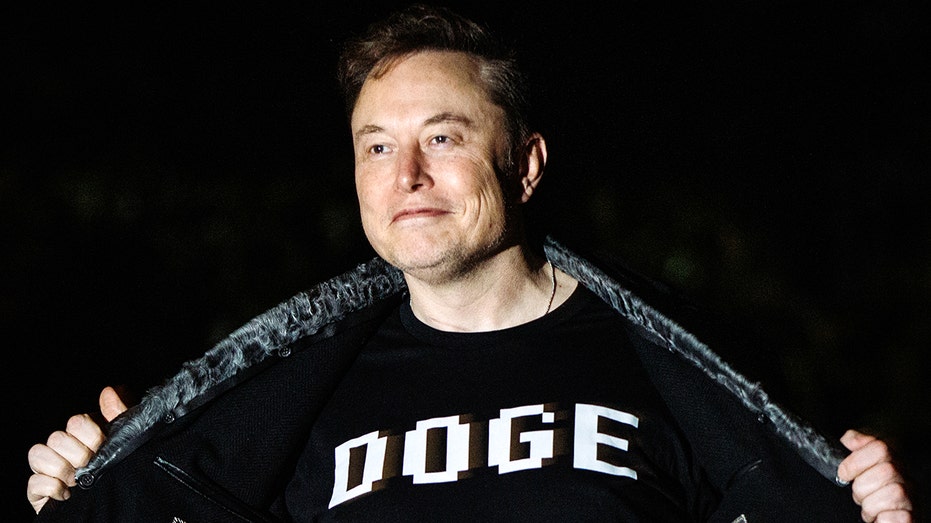 doge-says-agencies-cut-$1.6b-in-federal-contracts,-flags-spending-on-somalia,-hhs-web-services