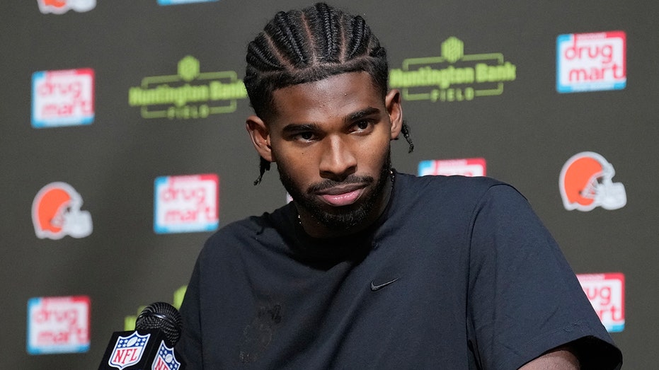 shedeur-sanders-already-looking-forward-after-browns-fire-head-coach-kevin-stefanski:-‘just-how-the-league-is’