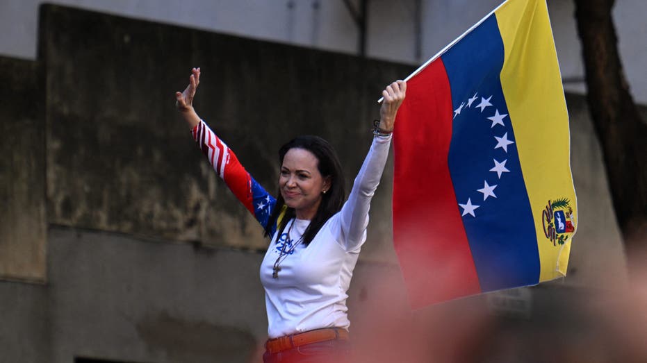 trump-plans-to-meet-with-venezuela-opposition-leader-maria-corina-machado-next-week