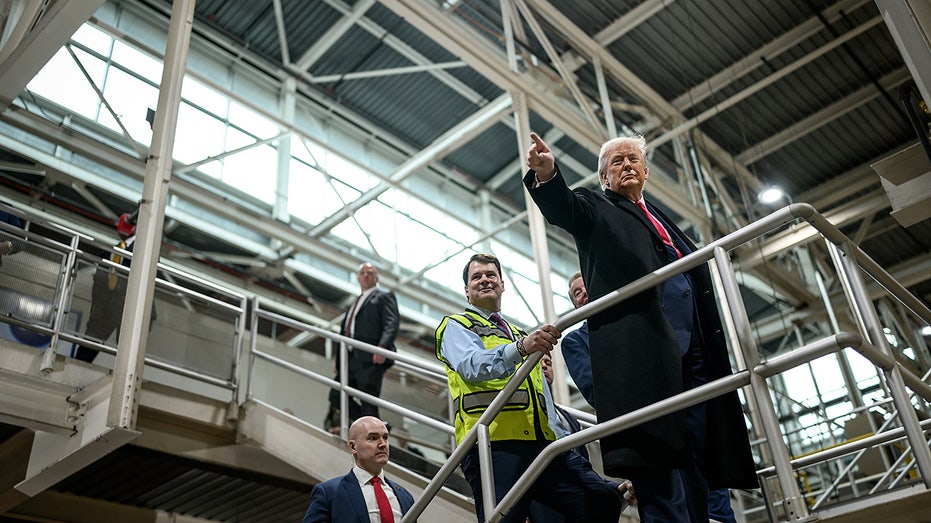 white-house-says-trump-gave-‘appropriate’-response-after-heckler-confrontation-caught-on-video-at-ford-plant