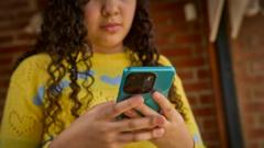 uk-consulting-on-bringing-in-social-media-ban-for-under-16s