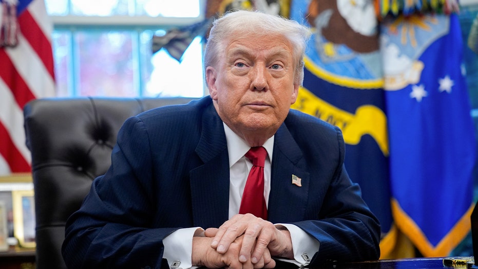 trump-to-host-major-sports-commissioners-in-oval-office-for-america-250-planning:-report