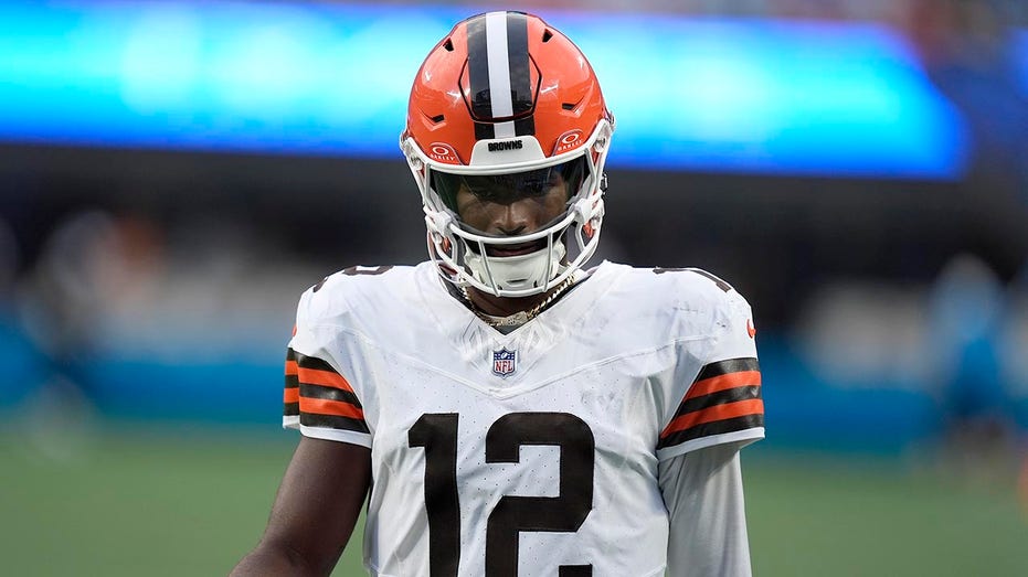 New Browns coach tells Shedeur Sanders, ‘We tried to draft your a–‘ while with Ravens: ‘It all worked out’