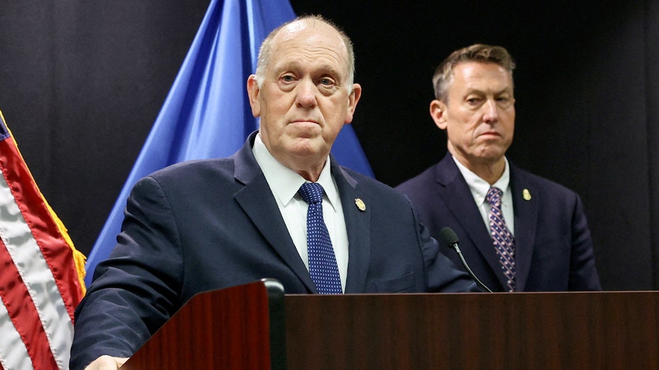 feds-shift-to-targeted-immigration-enforcement-in-minneapolis-under-homan