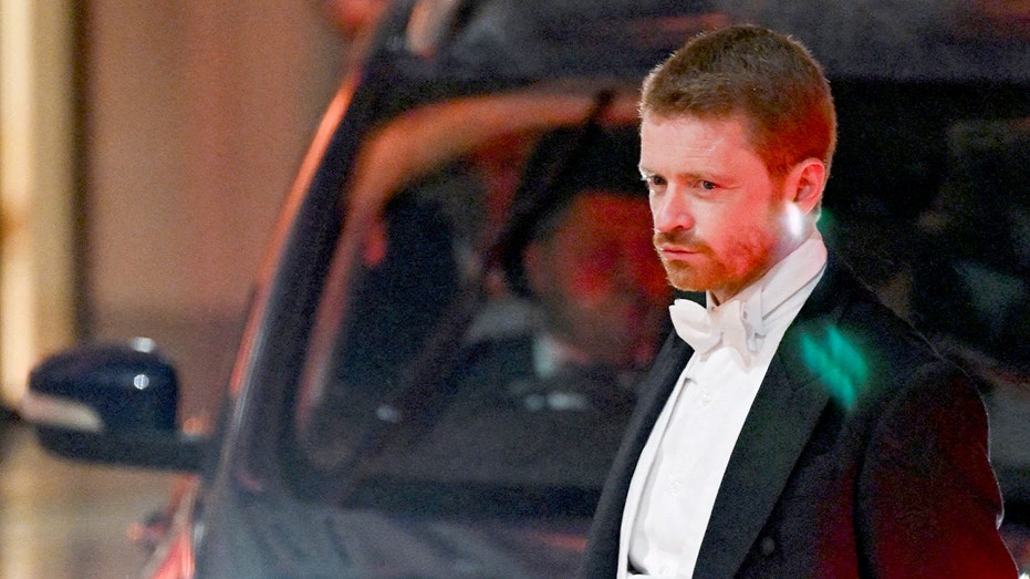 keir-starmer’s-chief-of-staff-resigns-after-recommending-epstein-connected-ambassador