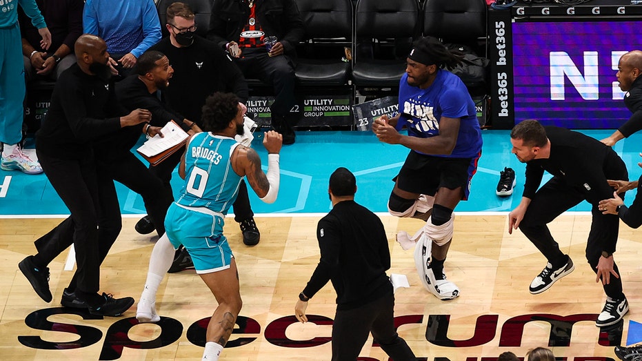 isaiah-stewart-suspended-7-games;-other-players-disciplined-after-pistons-hornets-brawl