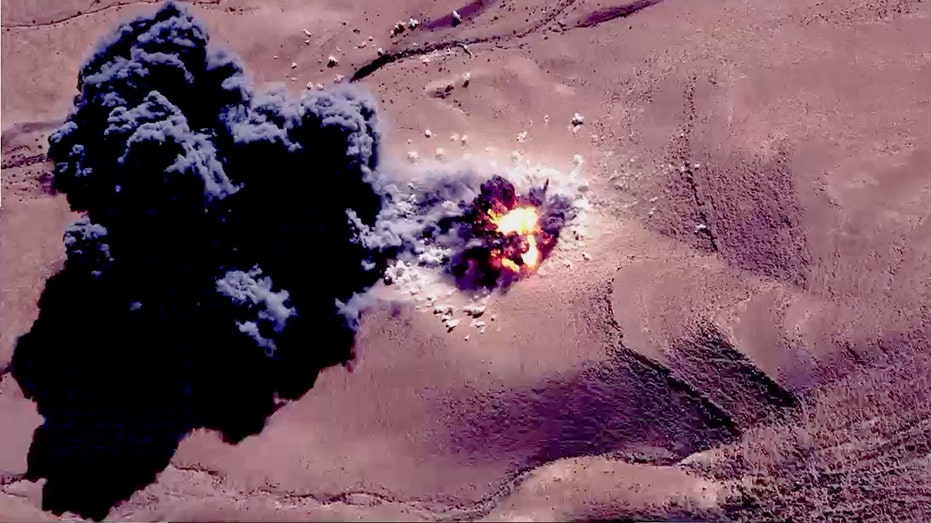 us-military-in-syria-carries-out-10-strikes-on-more-than-30-isis-targets:-photos