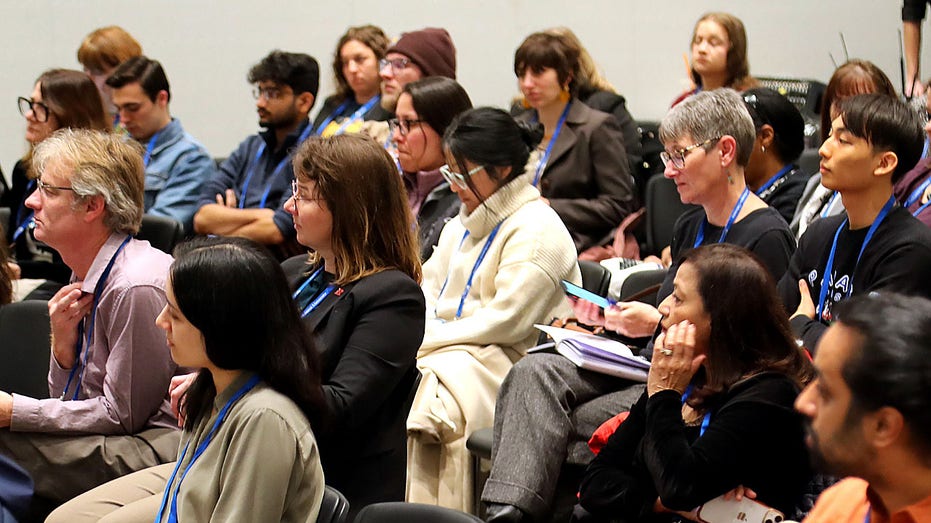 inside-world’s-top-science-society’s-convention-bashing-trump,-pushing-dei,-pronouns:-‘felt-like-a-funeral’