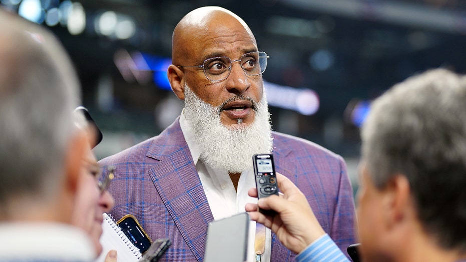 mlb-players-union-boss-resigns-over-inappropriate-relationship-with-sister-in-law:-report