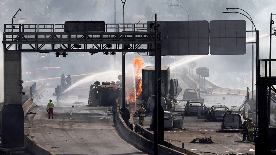 photos-capture-devastation-after-chile-truck-explosion-kills-at-least-4,-damages-at-least-50-vehicles