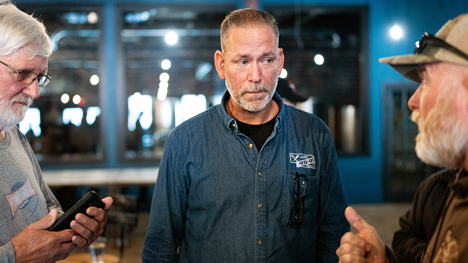 senate-hopeful-with-deep-dem-ties-has-paid-family-over-$350k-from-his-campaign-coffers