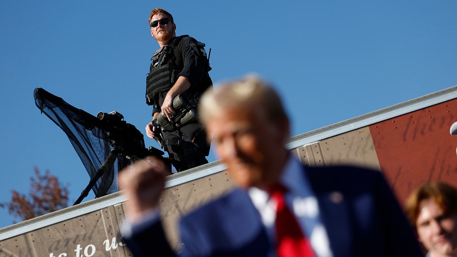 dhs-shutdown-looms-over-mar-a-lago-shooting-as-unpaid-secret-service-agents-neutralize-armed-suspect