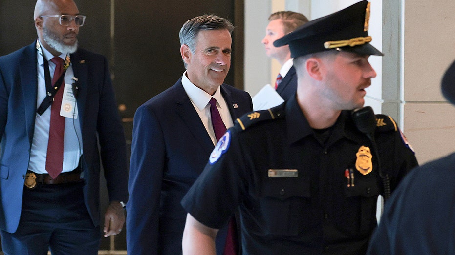 cia-urges-iranians-to-use-burner-phones,-tor-to-contact-us-in-persian-language-video