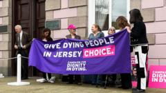 jersey-passes-assisted-dying-law-–-but-what-stage-has-proposal-reached-in-uk’s-parliaments?