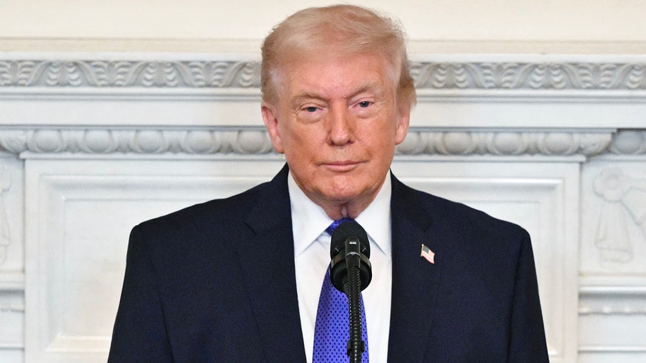 bipartisan-revolt-targets-trump’s-war-powers-after-massive-iran-strikes