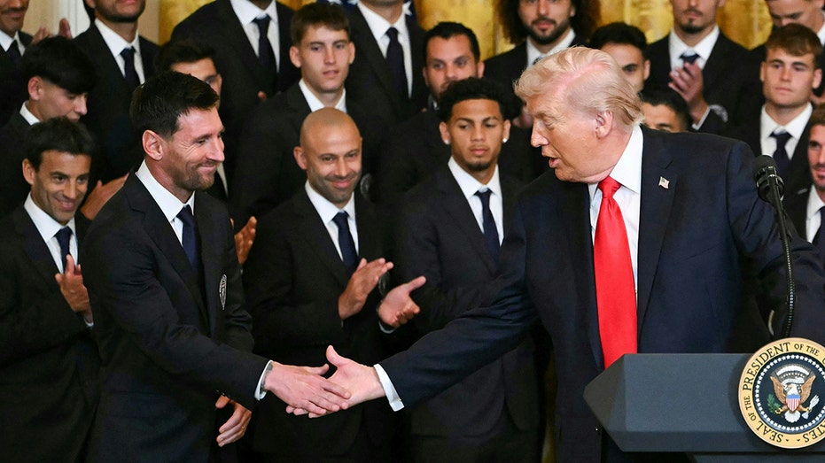 trump-tells-lionel-messi,-‘you-came-in-and-you-won,’-during-inter-miami-white-house-celebration