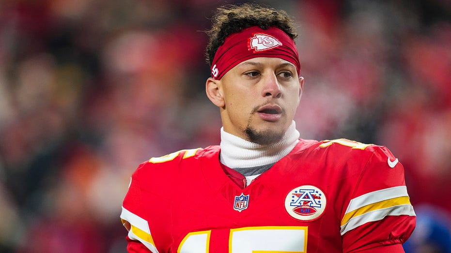 chiefs’-patrick-mahomes-could-beat-projected-timeline-in-acl-comeback:-report