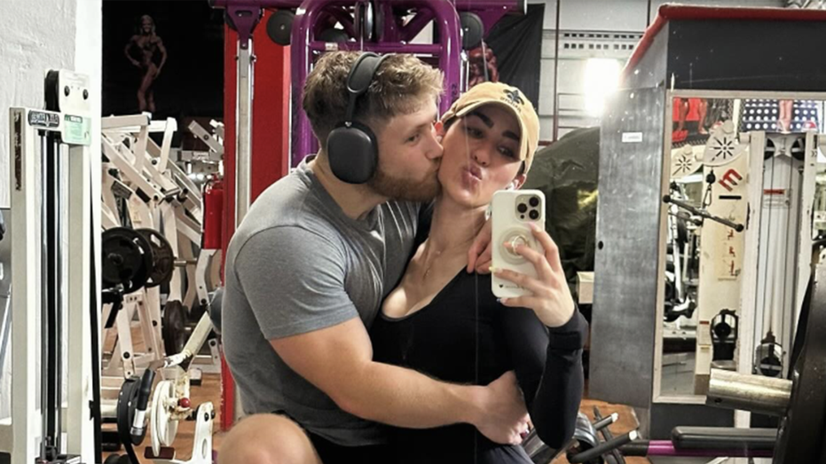 fitness-influencer-stephanie-buttermore-dead-at-36,-fiance-confirms-in-heartbreaking-post