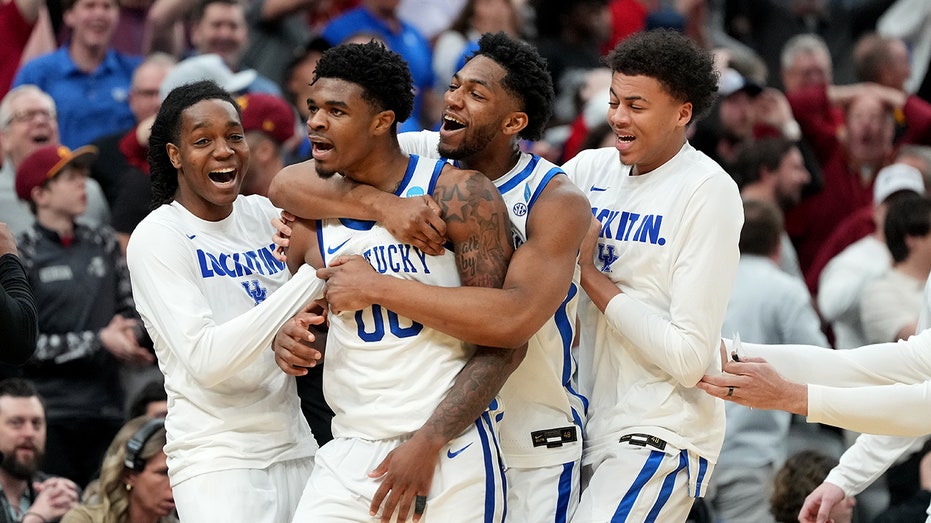 kentucky-survives-santa-clara-in-overtime-thriller-after-otega-oweh’s-miracle-buzzer-beater