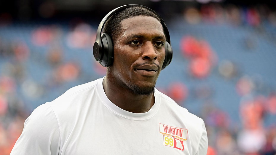 super-bowl-champion-says-brother-died-by-suicide:-‘mental-health-is-real’