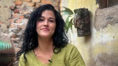 cuba’s-mothers-to-be-prepare-to-give-birth-in-a-country-plunged-into-darkness