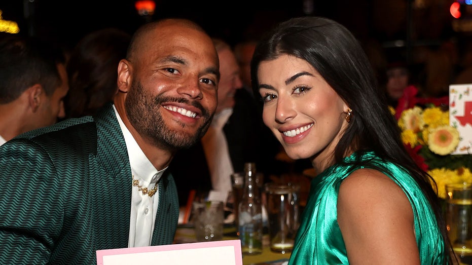 cowboys-star-dak-prescott’s-ex-posts-about-‘growth’-days-after-couple-split-before-wedding