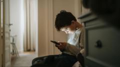 don’t-panic-–-five-ways-to-stop-your-kids’-endless-scrolling
