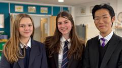 pupil-art-sessions-‘bring-joy’-to-hospice