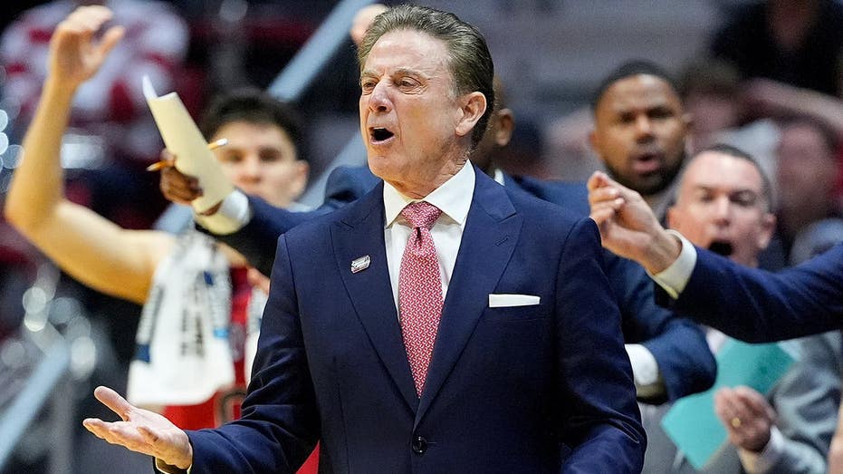 rick-pitino-offers-sharp-suggestion-to-ncaa-after-st-john’s’-crushing-loss-to-duke:-‘left-us-disappointed’