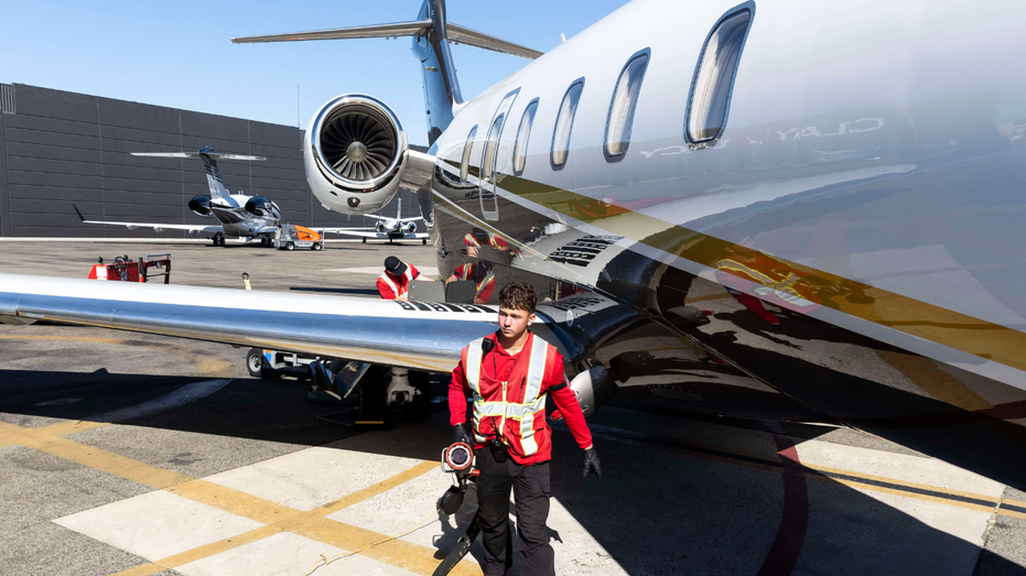 jet-fuel-spikes-as-airlines-warn-supplies-could-run-dry-within-weeks